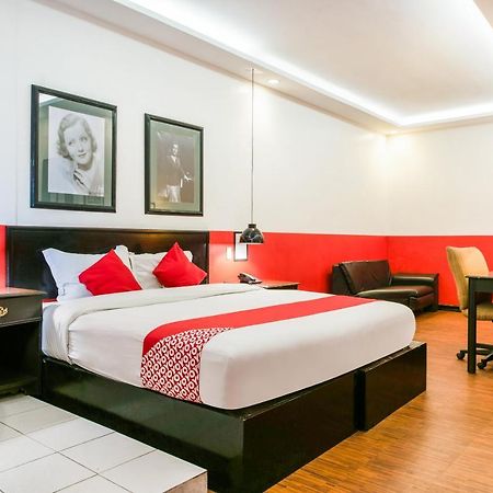 Oyo 432 Diamondwood Hotel Анхелес Экстерьер фото