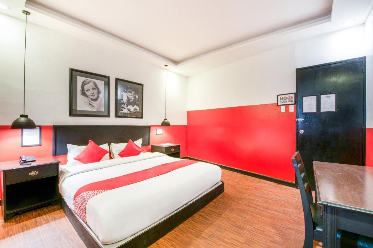 Oyo 432 Diamondwood Hotel Анхелес Экстерьер фото