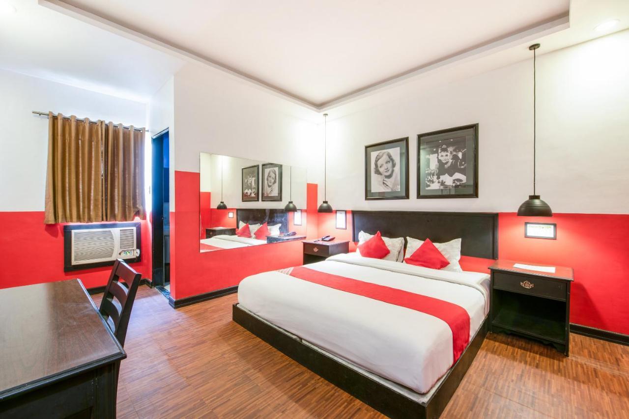 Oyo 432 Diamondwood Hotel Анхелес Экстерьер фото