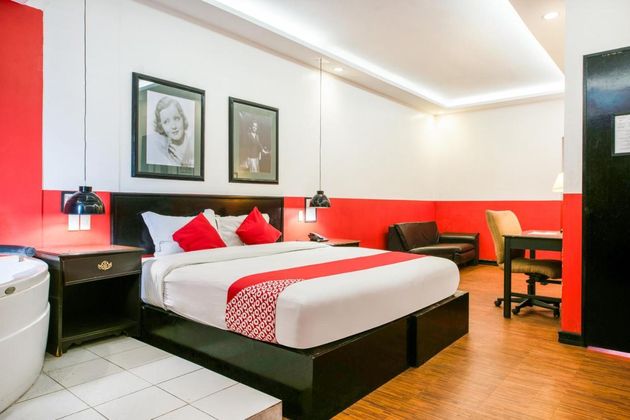 Oyo 432 Diamondwood Hotel Анхелес Экстерьер фото